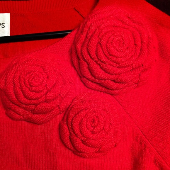 Bloomingdale’s red wool sweater size m women’s. - Picture 5 of 7